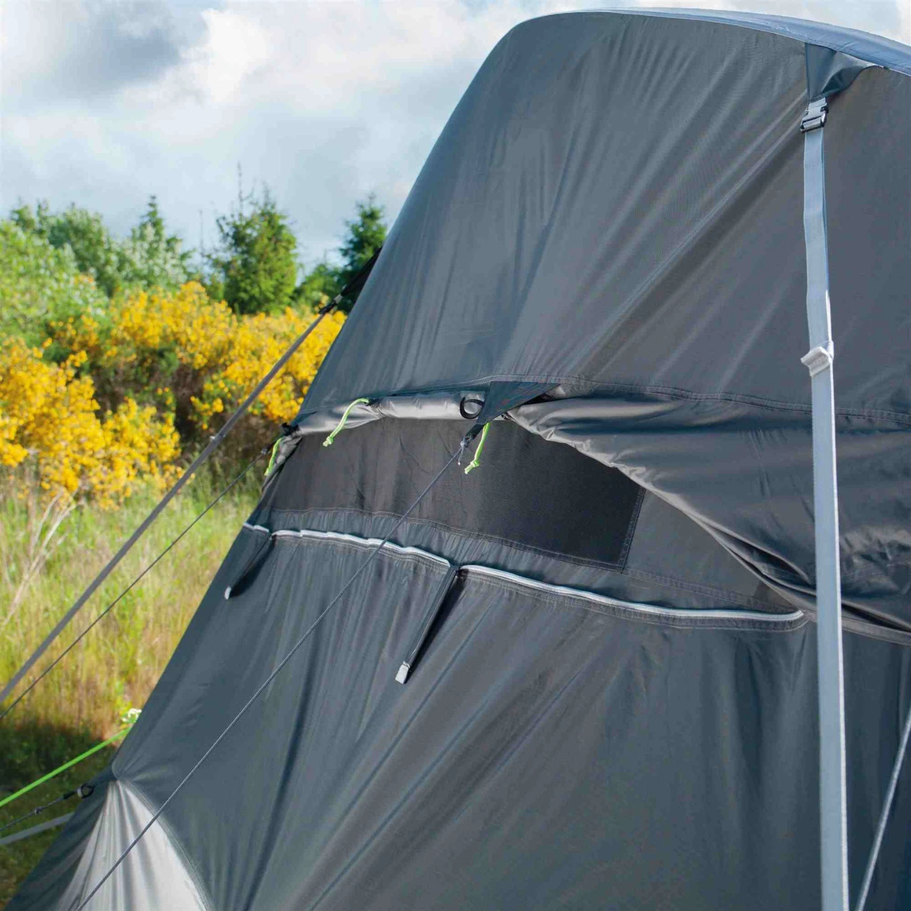 Outwell Jonesville 440SA Flex Busvorzelt 6 Outwell Jonesville 440SA Flex Busvorzelt – Bild 6